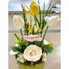 Zöld kaspós tulipános anyák napi asztaldísz