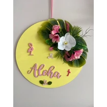 40 cm fa alap citromsárgára festve, díszítve minőségi selyemvirágokkal, zöldekkel, rózsaszín Aloha fa felirattal, flamingókkal-ajtódíszek-álom kertem