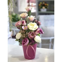 Kerámia kaspó díszítve minőségi selyemvirágokkal, tulipánokkal, zöldekkel-asztaldíszek-álom kertem