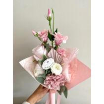 Fehér és rózsaszín minőségi selyemvirágokból kötött ballagós csokor ballagásodra szeretettel fa felirattal-ballagási ajándék-álom kertem