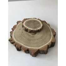 Bérelhető lakkozott fakorong, 11,5 cm átmérőjű, 1,5 cm magas-esküvő-álom kertem