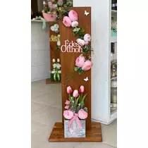 82x30 cm-es fa állvány dió színűre festve, díszítve rózsaszín minőségi selyemvirágokkal, édes otthon felirattal, fa kockával tulipánokkal, zöldekkel-dekorációs állvány-Álom Kertem