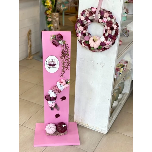 82x33 cm-es fa állvány mályva színűre festve, díszítve Már vártalak tökös táblával, tökökkel, minőségi selyemvirágokkal-dekorációs állvány-Álom Kertem